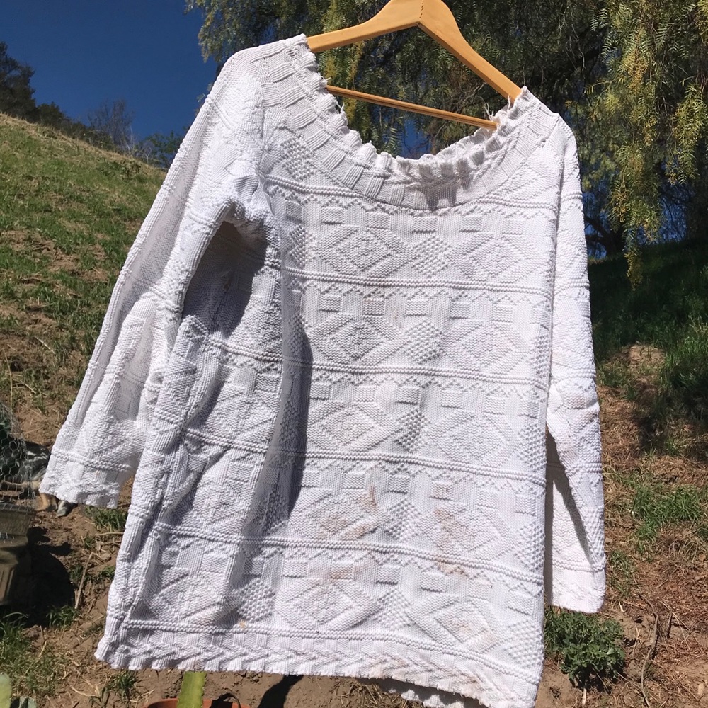 Beautiful vintage sweater!